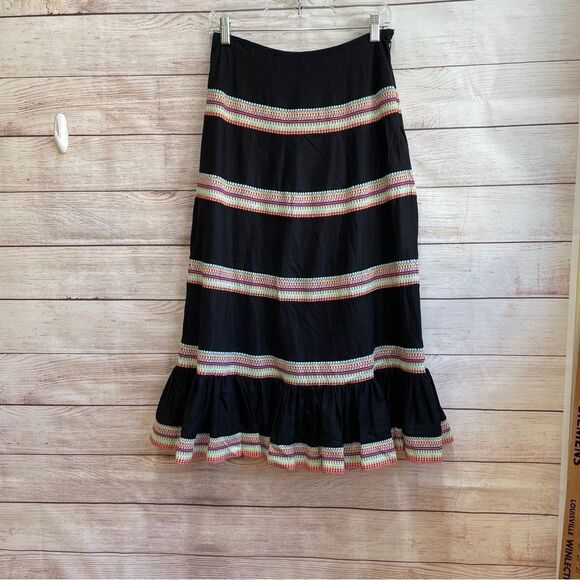 BAMBOO TRADERS TIERED MIDI SKIRT IN BLACK - Picture 1 of 6